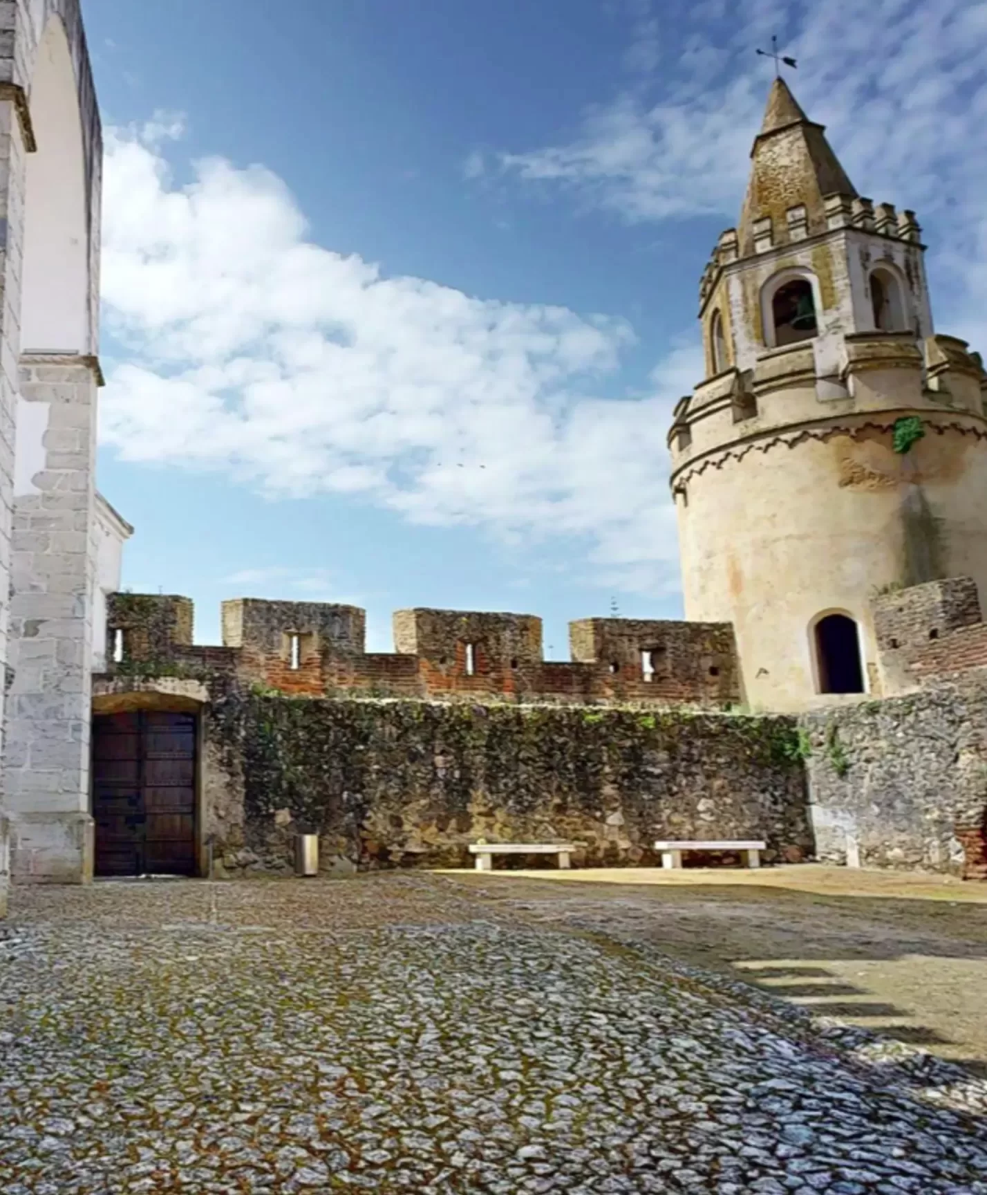 Castelo de Viana do Alentejo